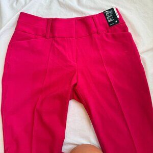 NWT NY&Co 7th Avenue Design Studio–Petite 4 Bright Pink Barely Bootcut Pants
